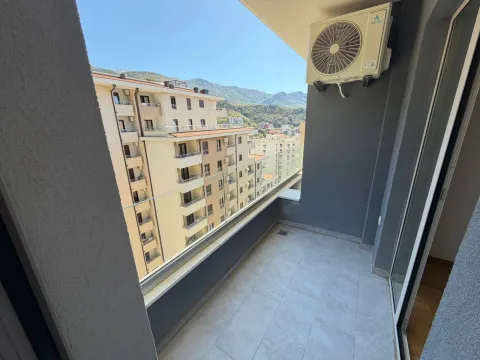 Sale, one bedroom apartment, 44m², Bečići, Budva - image 7