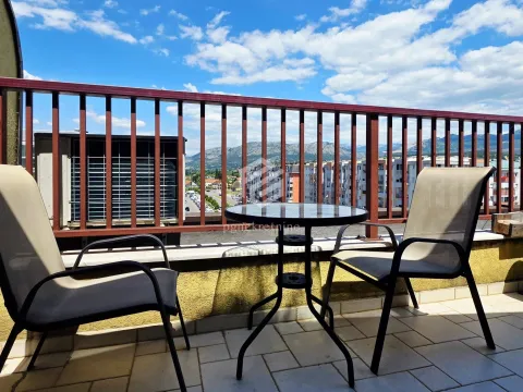 Izdavanje, jednosoban stan, 56m², Stari Aerodrom, Podgorica - image 14