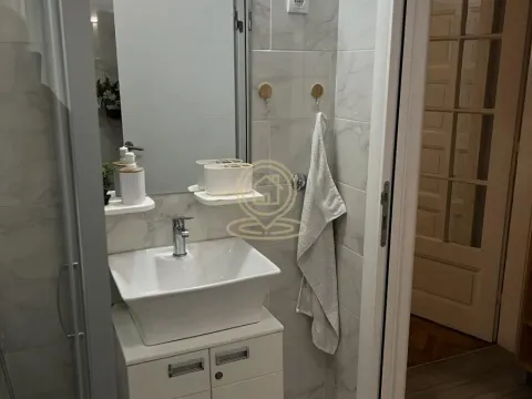 Rent, two bedroom apartment, 51m², Vračar Sve Podlokacije, Beograd - image 5