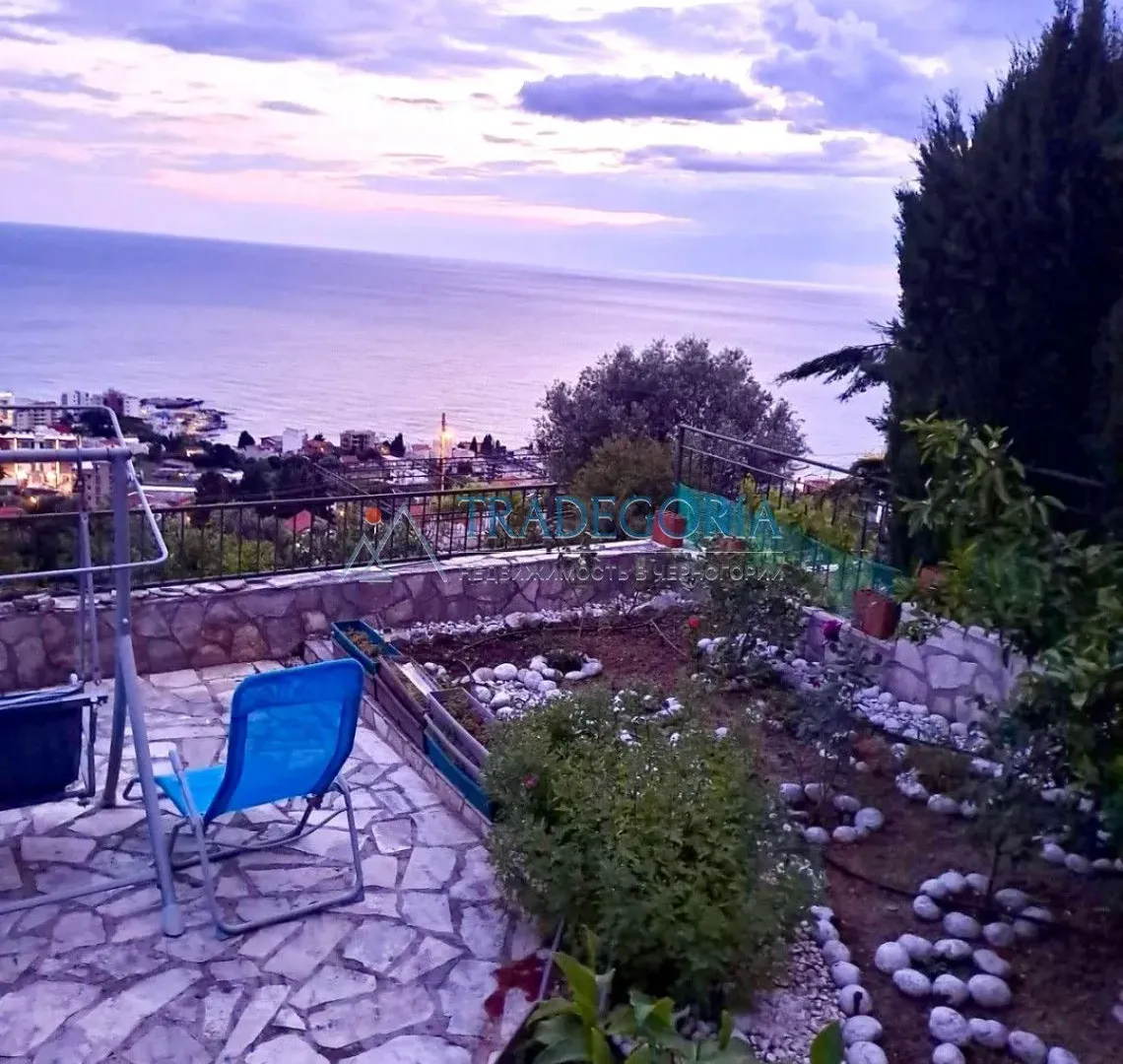 Prodaja, kuća, 201m², Dobra Voda, Bar
