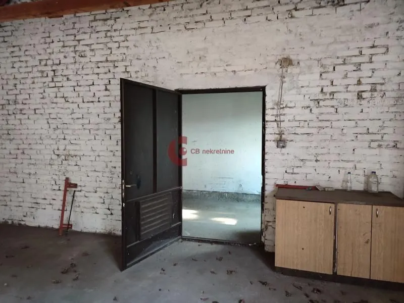 Prodaja, poslovni prostor, 205m², Zorka, Subotica