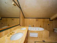 Sale, house, 800m², Gorica C, Podgorica - image 11