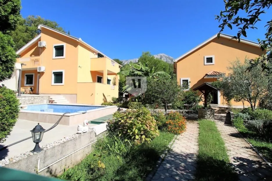 Sale, house, 266m², Mojdež, Herceg Novi
