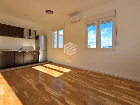 Izdavanje, jednosoban stan, 42m², Zabjelo, Podgorica - image 2