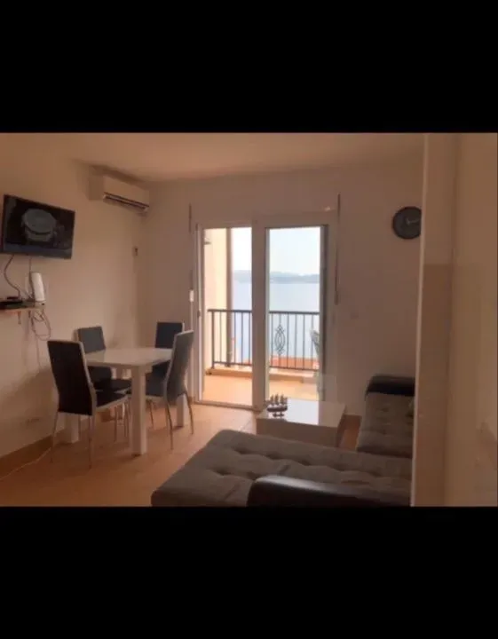 Rent, one bedroom apartment, 39m², Bijela, Herceg Novi