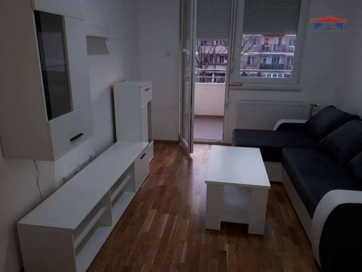 Izdavanje, dvosoban stan, 45m², Petrovaradin, Novi Sad