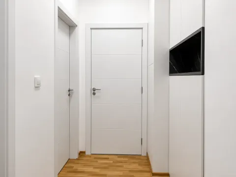Izdavanje, dvosoban stan, 68m², Zabjelo, Podgorica - image 18