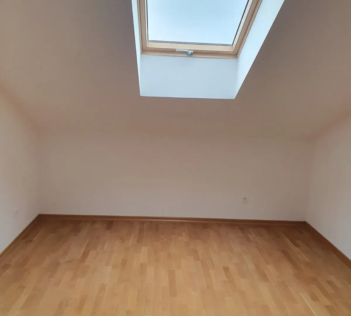 Prodaja, jednosoban stan, 40m², Stari Aerodrom, Podgorica