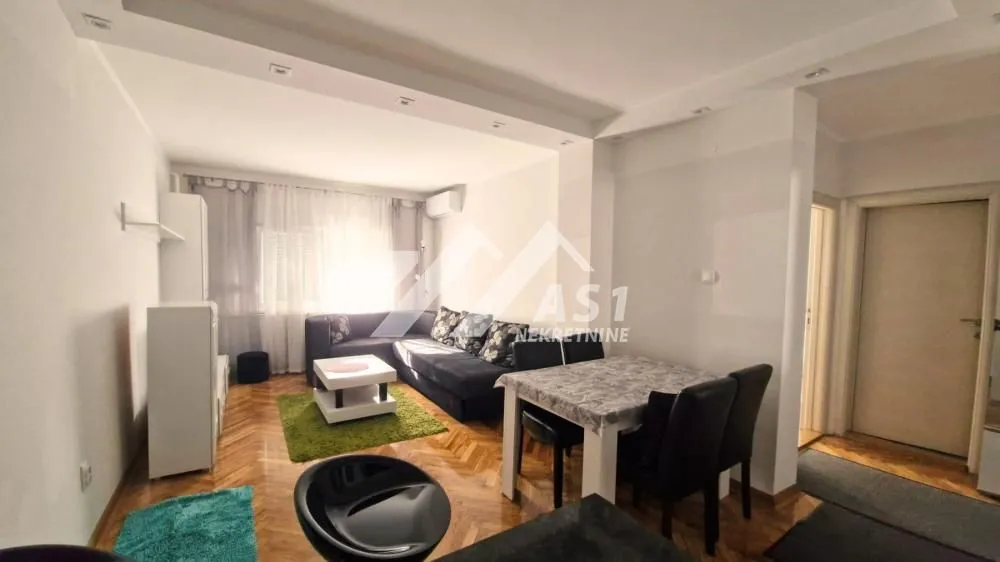 Izdavanje, dvosoban stan, 52m², Podbara, Novi Sad Sve Podlokacije