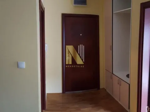 Rent, one bedroom apartment, 42m², Grbavica, Novi Sad Sve Podlokacije - image 3