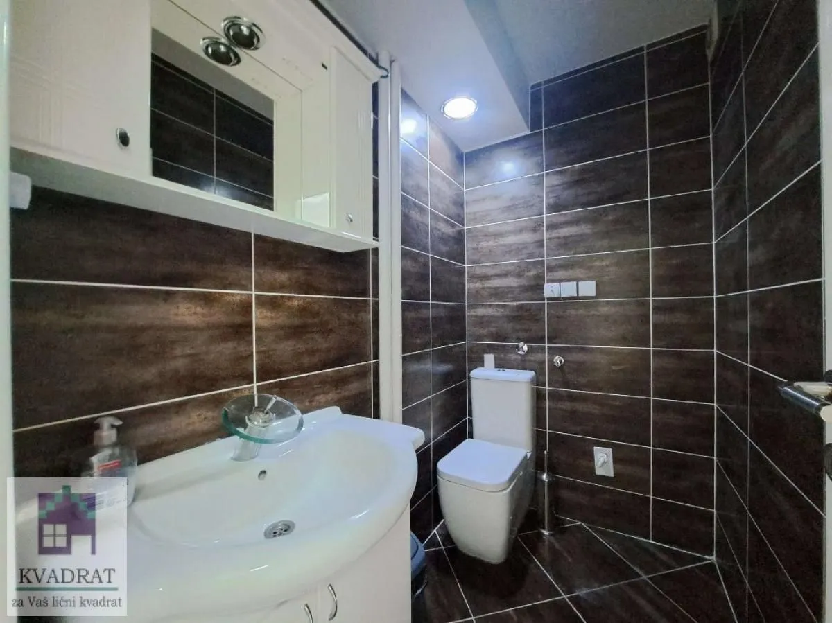 Izdavanje, četvorosoban stan, 97m², Obrenovac, Beograd