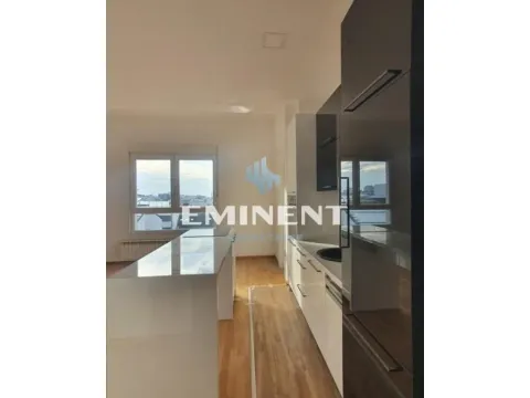 Izdavanje, trosoban stan, 76m², Đeram Pijaca, Beograd - image 4