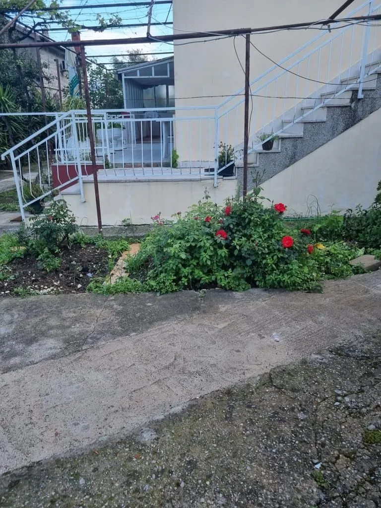 Sale, house, 160m², Dobrota, Kotor