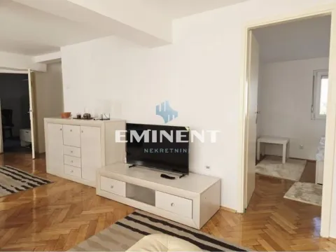 Izdavanje, trosoban stan, 90m², Stari Grad, Beograd - image 5