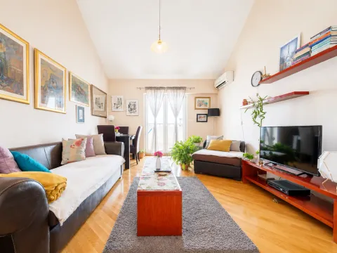 Rent, one bedroom apartment, 52m², Preko Morače, Podgorica - image 2