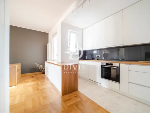 Rent, three bedroom apartment, 85m², Južni Bulevar, Vračar Sve Podlokacije - image 5