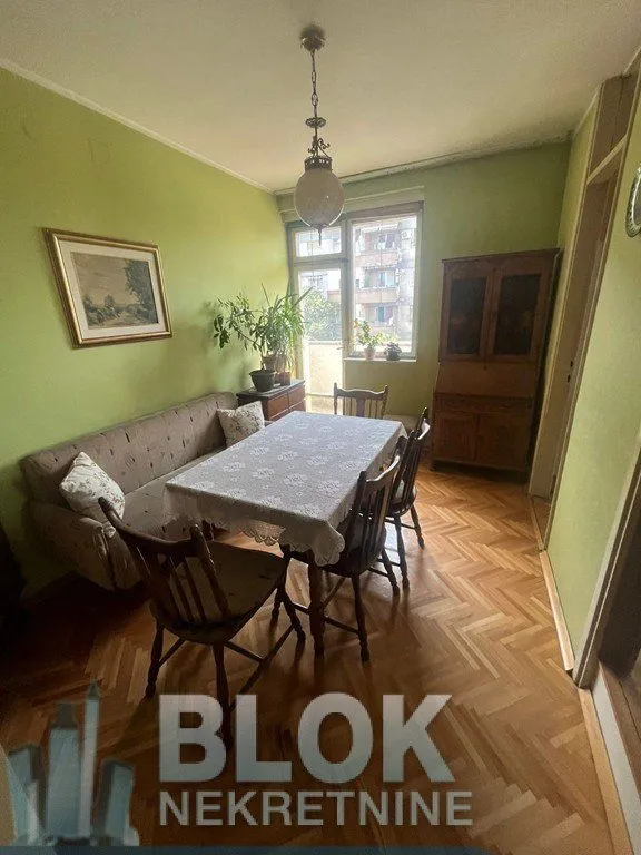 Izdavanje, četvorosoban stan, 100m², Preko Morače, Podgorica