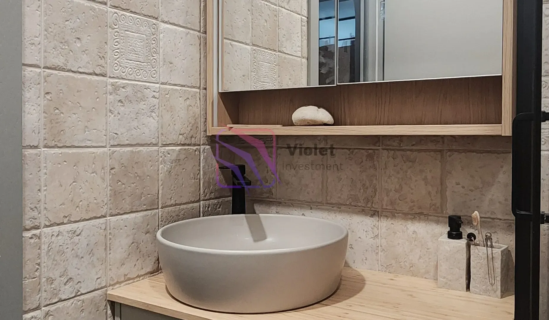 Prodaja, trosoban stan, 75m², Dobrota, Kotor