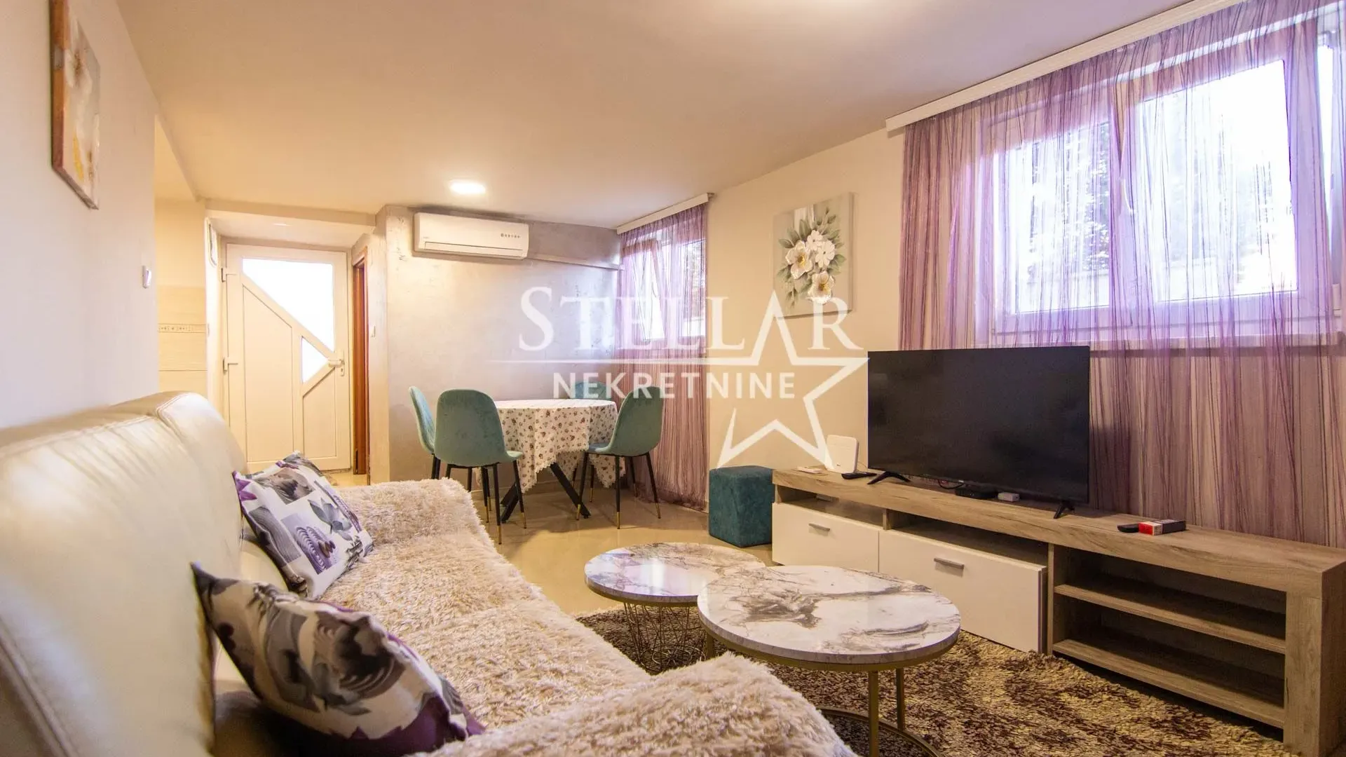Izdavanje, jednosoban stan, 52m², Zelenika, Podgorica