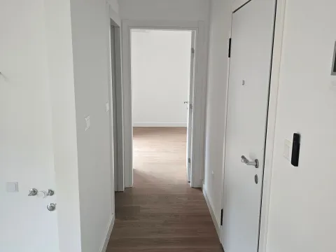 Sale, one bedroom apartment, 43m², Bečići, Budva - image 4