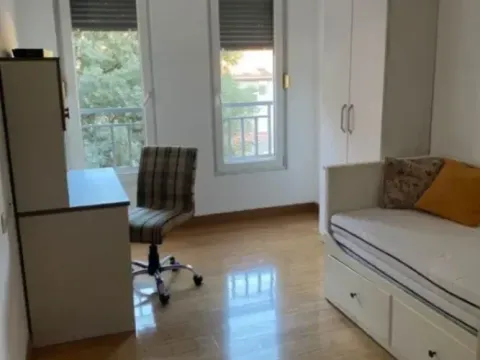 Izdavanje, dvosoban stan, 73m², Vezirov Most, Podgorica - image 6