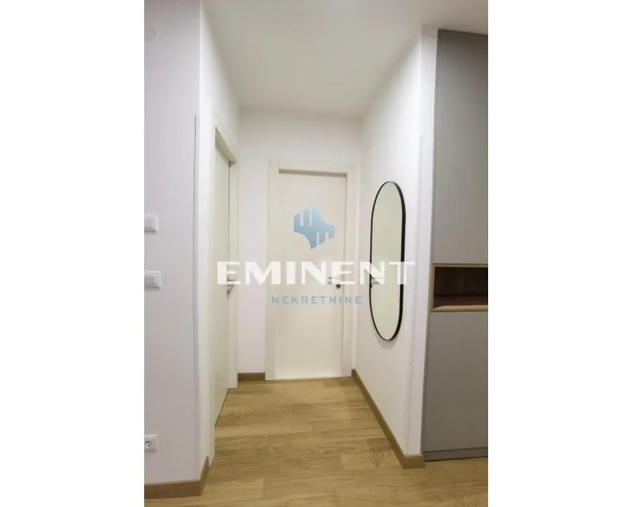 Izdavanje, dvosoban stan, 48m², Novi Beograd Blok 65, Novi Beograd Sve Podlokacije