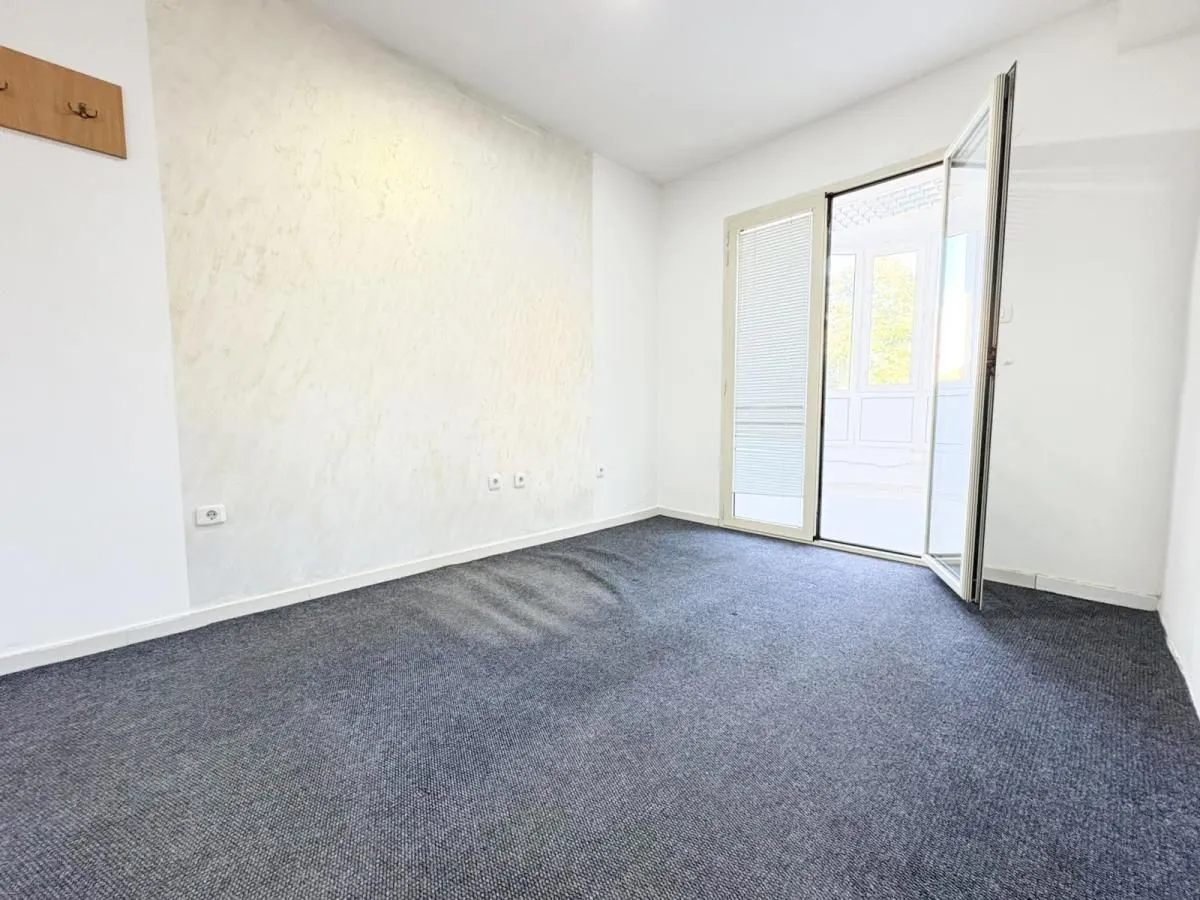 Rent, office space, 42m², Ljubović, Podgorica