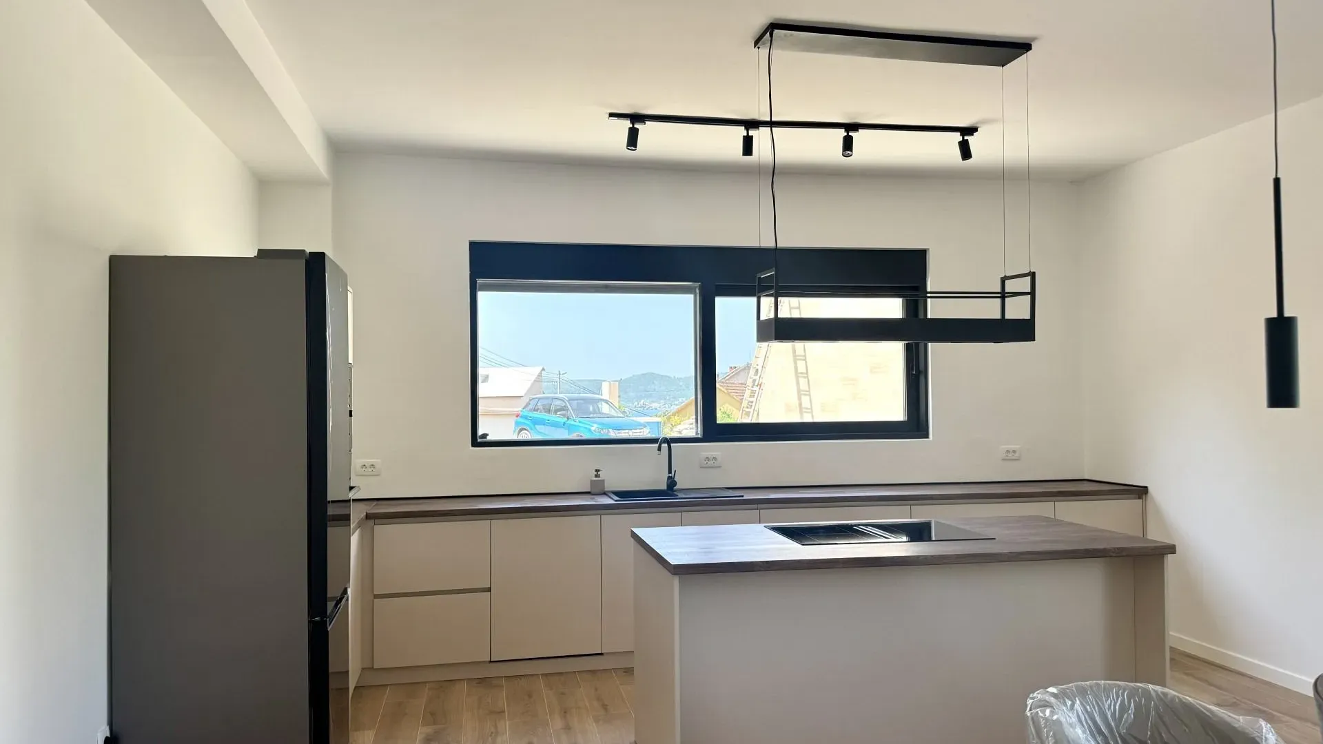 Prodaja, kuća, 370m², Kava, Tivat