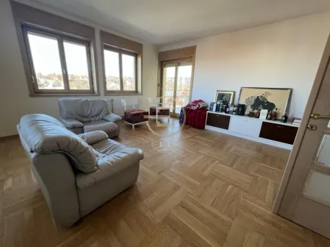 Izdavanje, kuća, 158m², Sremska Kamenica, Petrovaradin - image 17