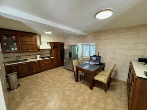 Sale, house, 163m², Kamenari, Herceg Novi - image 4