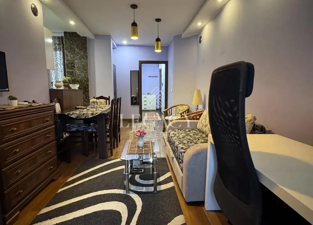 Izdavanje, dvosoban stan, 45m², Vračar Hram, Vračar Sve Podlokacije