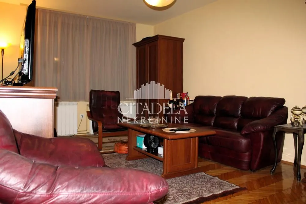Sale, four bedroom apartment, 104m², Gradska Bolnica, Zvezdara Sve Podlokacije