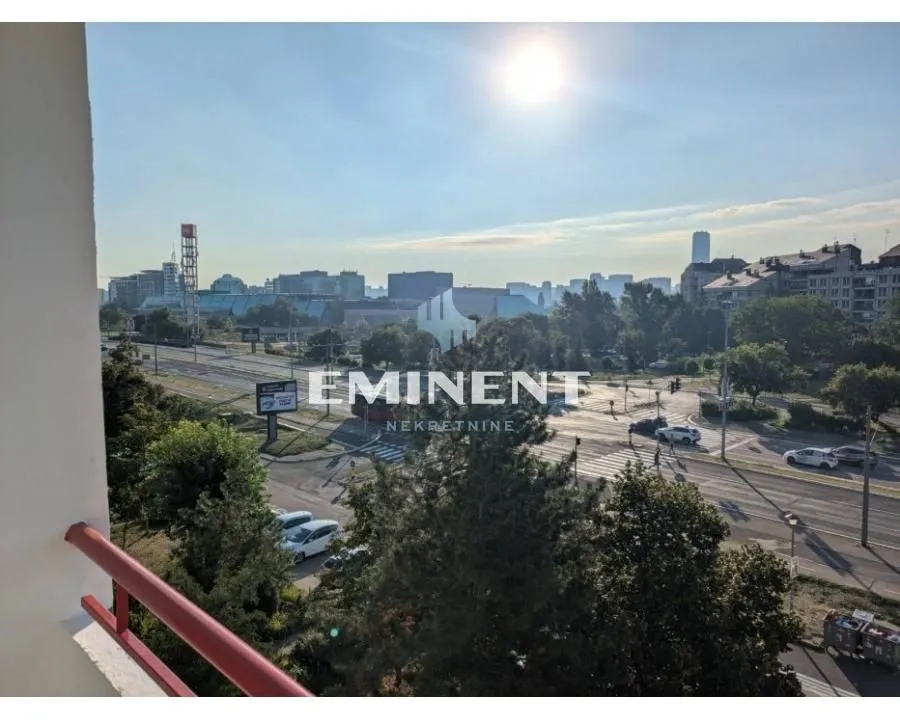 Izdavanje, trosoban stan, 71m², Novi Beograd Blok 23, Novi Beograd Sve Podlokacije