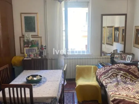 Sale, three bedroom apartment, 84m², Vračar Hram, Vračar Sve Podlokacije - image 5