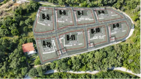 Prikaz parcele sa označenim objektima iz vazduha. - image 7