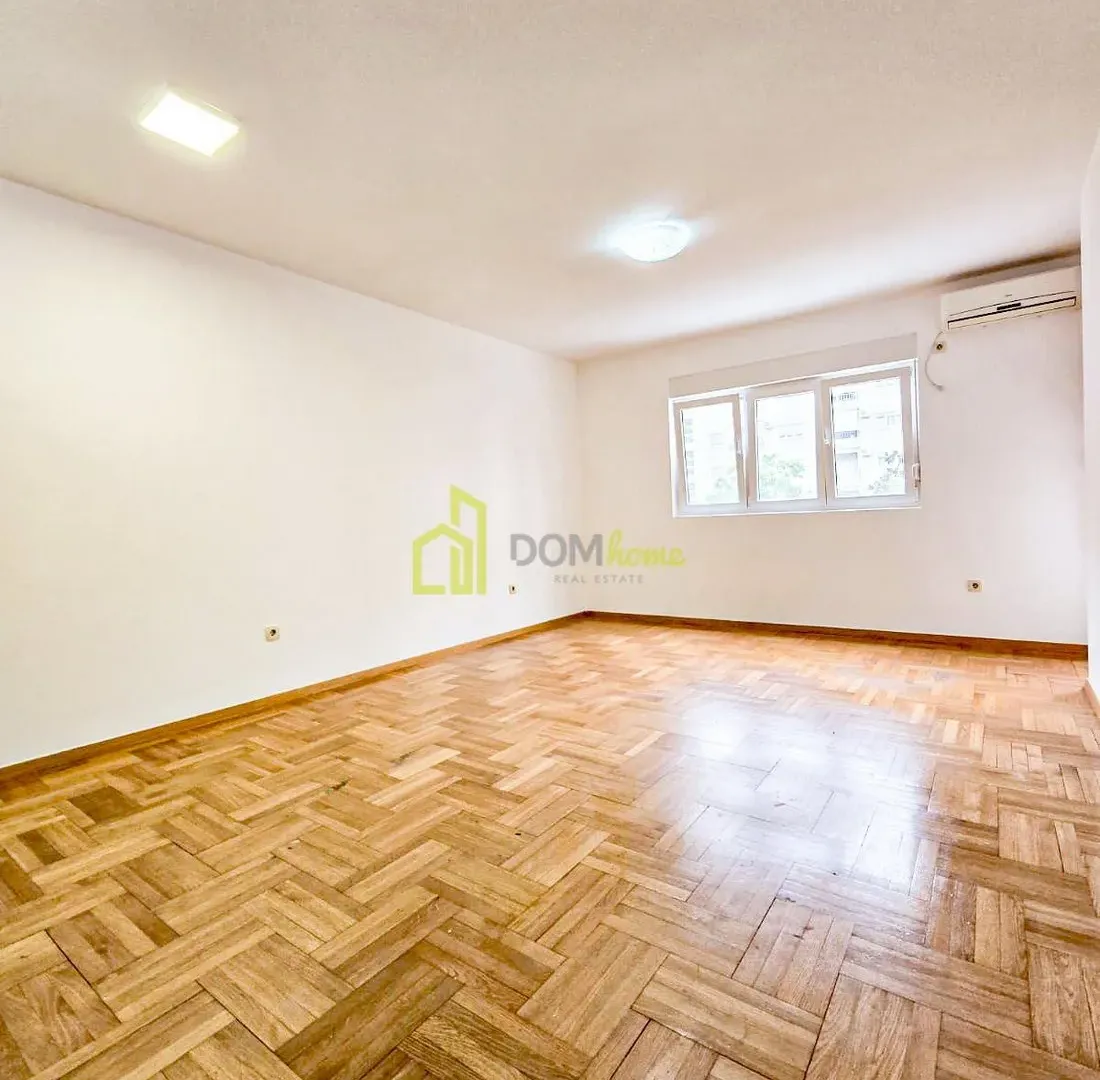 Prodaja, jednosoban stan, 50m², Pobrežje, Podgorica