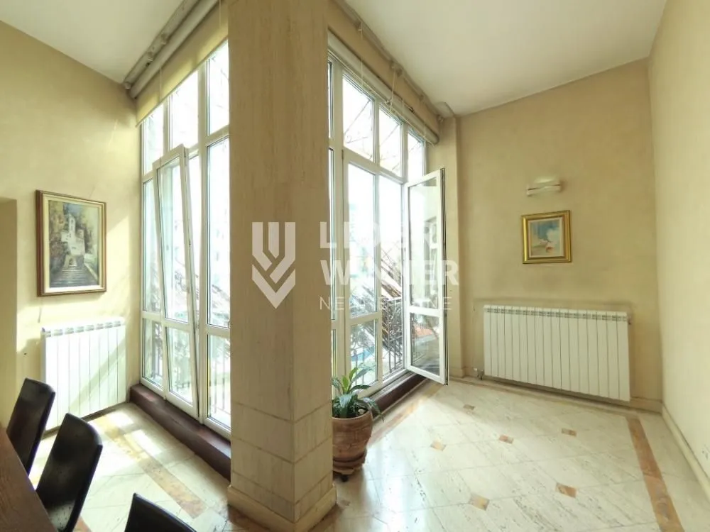 Sale, four bedroom apartment, 190m², Vračar Hram, Vračar Sve Podlokacije