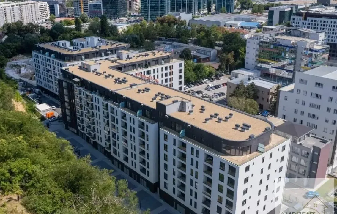 Prodaja, trosoban stan, 76m², Tošin bunar, Novi Beograd Sve Podlokacije