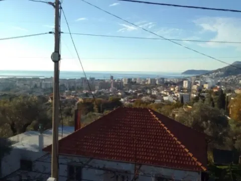 Izdavanje, kuća, 65m², Marovići, Bar - image 12