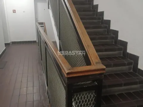 Izdavanje, četvorosoban stan, 115m², Kalenić Pijaca, Vračar Sve Podlokacije - image 15