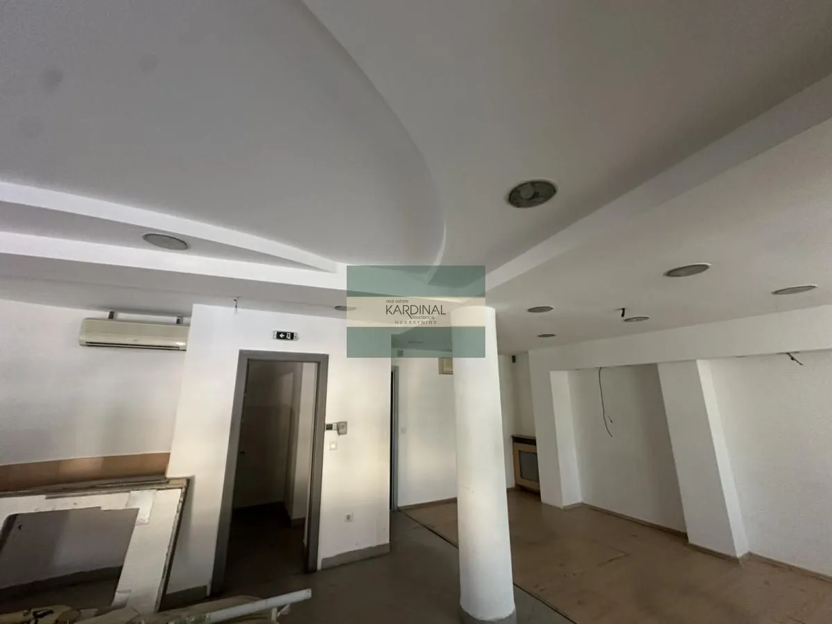 Rent, office space, 200m², Centar, Kragujevac