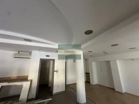 Rent, office space, 200m², Centar, Kragujevac - image 11