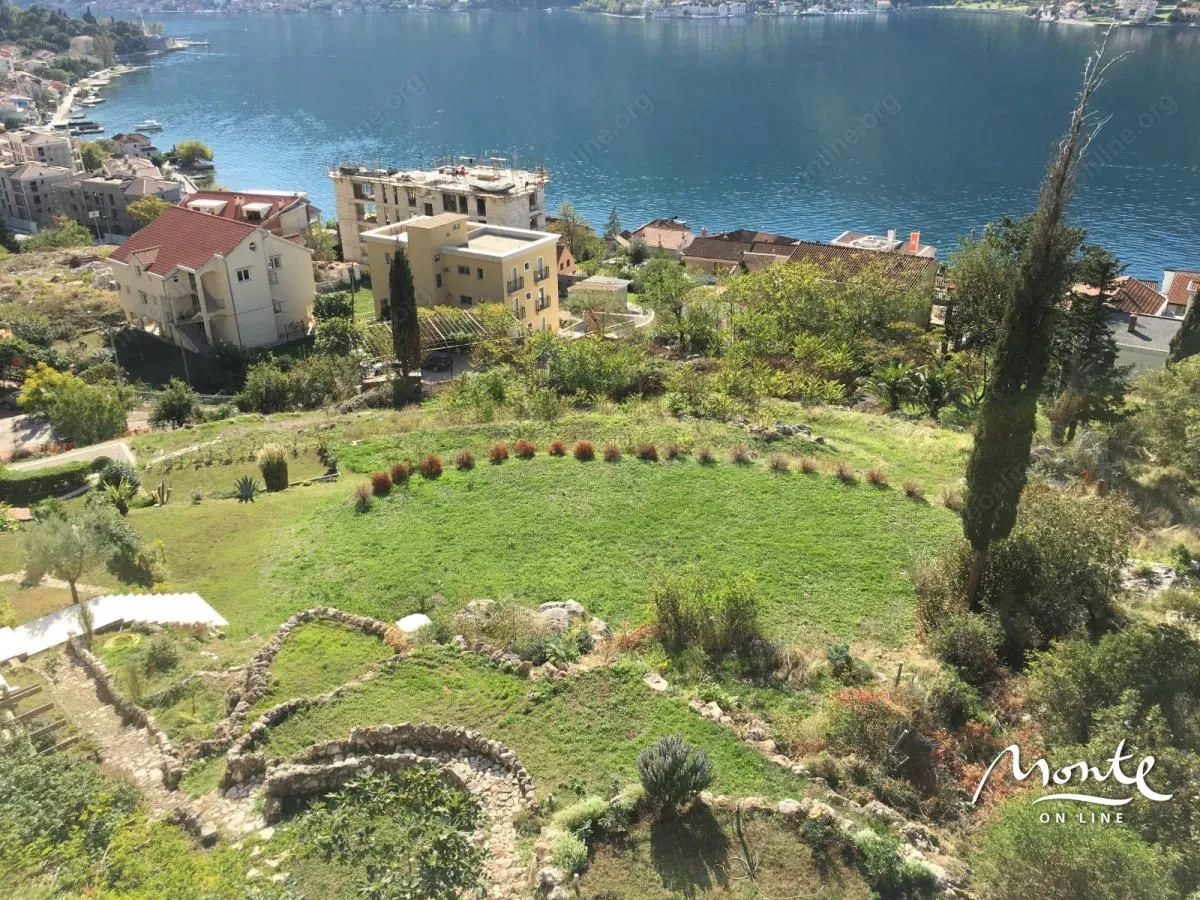 Prodaja, plac, 3060m², Dobrota, Kotor
