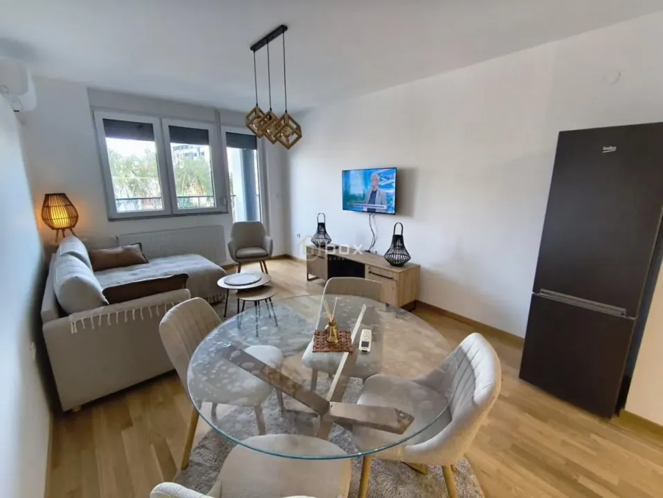 Rent, two bedroom apartment, 55m², Medijana, Niš