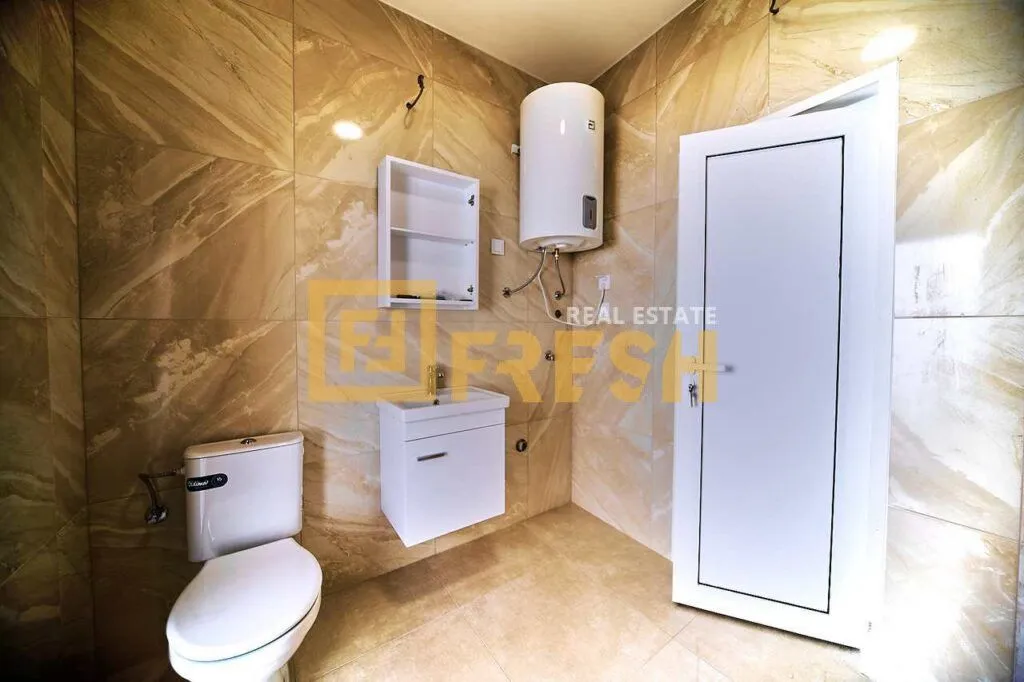 Rent, house, 400m², Stari Aerodrom, Podgorica