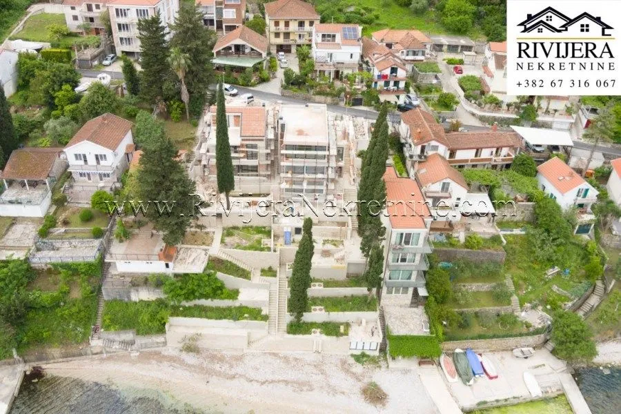 Prodaja, kuća, 430m², Njivice, Herceg Novi