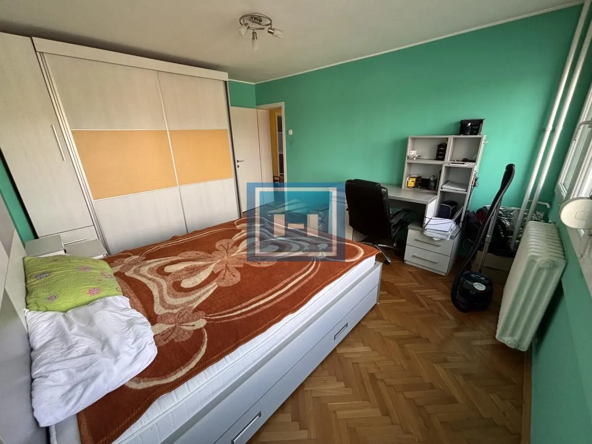 Prodaja, trosoban stan, 73m², Centar, Jagodina