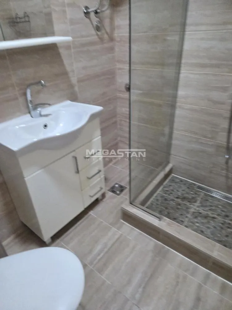 Rent, two bedroom apartment, 60m², Retenzija, Beograd