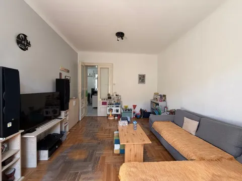 Sale, four bedroom apartment, 106m², Savski Venac, Beograd - image 4