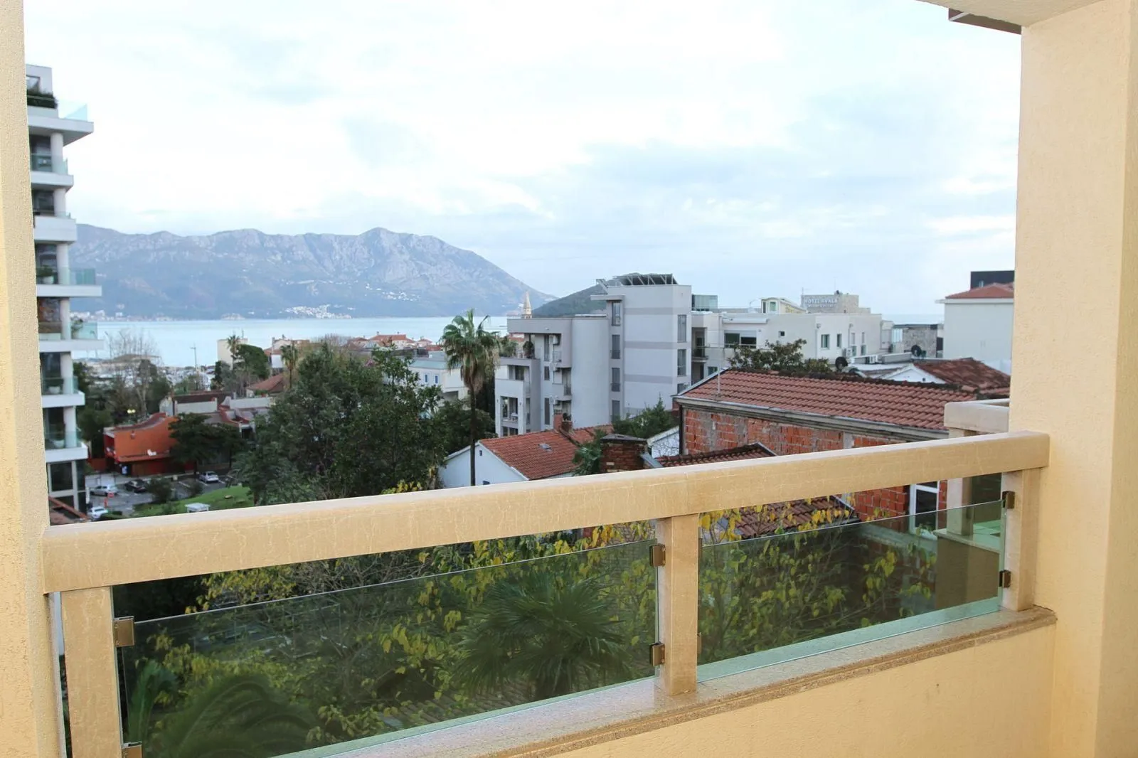 Rent, two bedroom apartment, 70m², Budva, Crna Gora